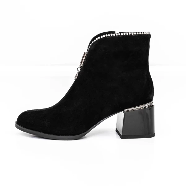 Kurze Stiefel mit einer dicken Ferse KD18-30A Black Jose Simon