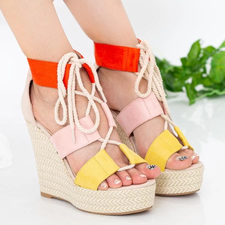 Sandalen auf der XKK231 -Plattform Gelb Mei