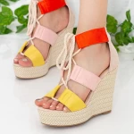 Sandalen auf der XKK231 -Plattform Gelb Mei