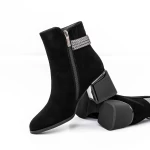 Kurze Stiefel mit einer dicken Ferse K577-37B Black Jose Simon