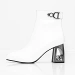 Kurze Stiefel mit einer dicken Ferse K9196-1d Creme Jose Simon