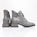 Kurze Stiefel mit einer dicken Ferse K21713-6b Grey Jose Simon