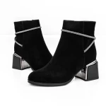 Kurze Stiefel mit einer dicken Ferse M07-01A Black Jose Simon