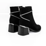 Kurze Stiefel mit einer dicken Ferse M07-01A Black Jose Simon