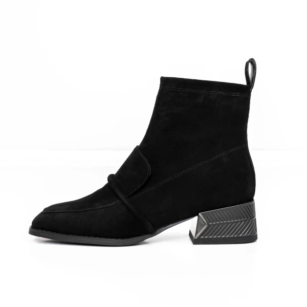 Kurze Stiefel mit einer dicken Ferse M12-01A Black Jose Simon