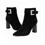 Kurze Stiefel mit einer dicken Ferse K2942-W85C Black Jose Simon