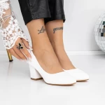 Schuhe auf der dicken Sohle XKK251 Weiß | Mei