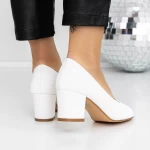 Schuhe auf der dicken Sohle XKK251 Weiß | Mei