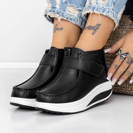 Frauenstiefel mit Pelz T5024 Schwarz | Engelblau
