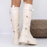 Stiefel auf der 3WL18 -Plattform Beige Mei