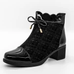 Kurze Stiefel mit einer dicken Absatz A1019-1 Schwarz | Mode