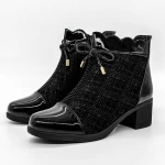 Kurze Stiefel mit einer dicken Absatz A1019-1 Schwarz | Mode