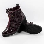 Kurze Stiefel mit einer dicken Ferse A1019-1 Kirsche Mode