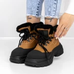 Frauenstiefel mit 3J7 Fellgelb Mei