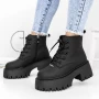 Stiefel auf der schwarzen 3J10 -Plattform Mei