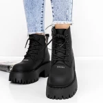 Stiefel auf der schwarzen 3J10 -Plattform Mei