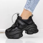 Sportschuhe auf der schwarzen Plattform 3WL71 Mei