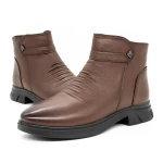 Frauenstiefel mit Pelz M2688 Brown | Gebildet