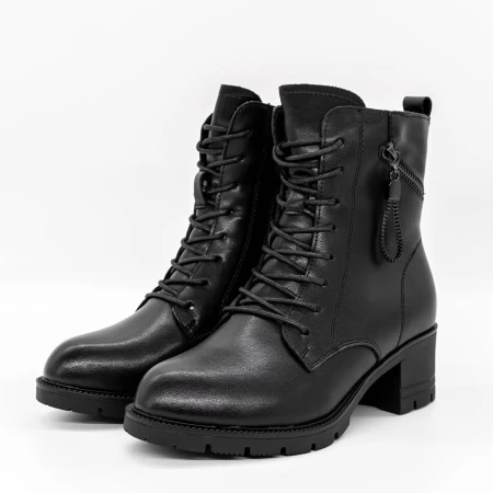 Frauenstiefel mit Pelz 8023 Black | Gebildet