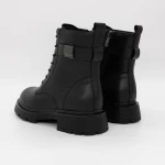 Frauenstiefel mit Pelz 1002-11 Schwarz | Gebildet