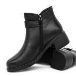 Frauenstiefel mit Pelz 2915Q07 Black | Gebildet
