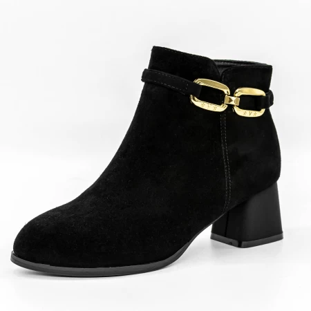 Kurze Stiefel mit einer dicken Absatz 5256 Schwarz | Gebildet