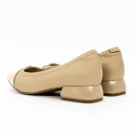 Schuhe auf einer dicken Sohle D26-103 Pfirsich | Gebildet