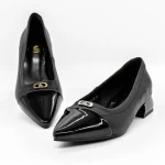 Schuhe auf einer dicken Sohle D26-103 Schwarz | Gebildet