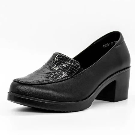 Schuhe auf einer dicken Sohle 1583-10 schwarz | Gebildet
