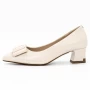 Stiefel auf einer dicken Sohle 611706 Creme | Gebildet