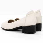 Stiefel auf einer dicken Sohle 5261 Creme | Gebildet