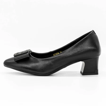 Schuhe auf einer dicken Sohle 611706 Schwarz | Gebildet