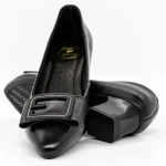 Schuhe auf einer dicken Sohle 611706 Schwarz | Gebildet