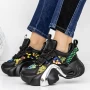 Sportschuhe auf der schwarzen Plattform 3WL72 Mei