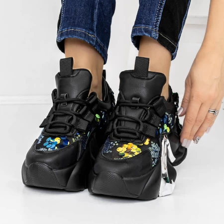 Sportschuhe auf der schwarzen Plattform 3WL72 Mei