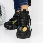Sportschuhe auf der schwarzen Plattform 3WL72 Mei