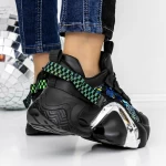 Sportschuhe auf der schwarzen Plattform 3WL72 Mei