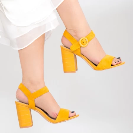 YBS76 High Heels gelb Mei