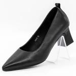 Stiefel auf einer dicken Sohle 267678 Black | Gebildet
