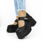 3WL167 schwarze Plattformschuhe Mei