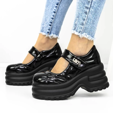 3WL167 schwarze Plattformschuhe Mei