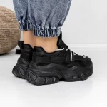 Sportschuhe auf der schwarzen Plattform 3WL150 Mei