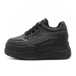 Sportschuhe auf der schwarzen Plattform 3WL162 Mei
