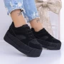 Sportschuhe auf der schwarzen Plattform 3xj113 Mei