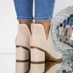 Kurze Stiefel mit einer dicken Absatz 3JF33 Beige | Mei