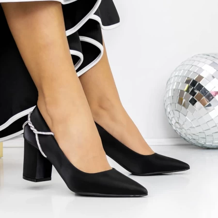 Schuhe auf einer dicken Sohle 3xkk72 Black | Mei