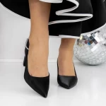 Schuhe auf einer dicken Sohle 3xkk72 Black | Mei
