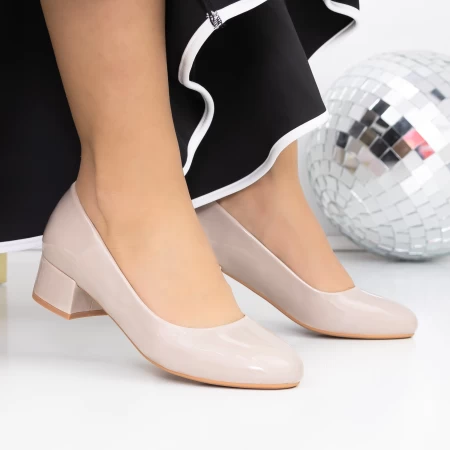 Schuhe auf einer dicken Sohle 3le32 Nude | Mei