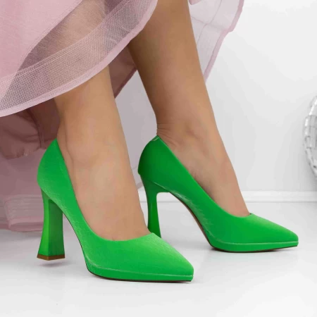 Schuhe auf dickem 3DC33 Sohle grün Mei