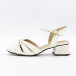 Sandalen auf einer dicken Sohle 30071 -Creme Advancer